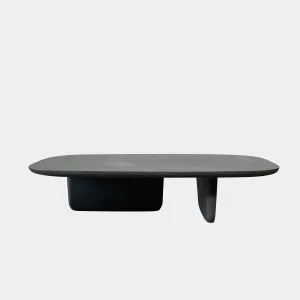 B&B Italia Tobi-Ishi Outdoor Coffee Table (hold)