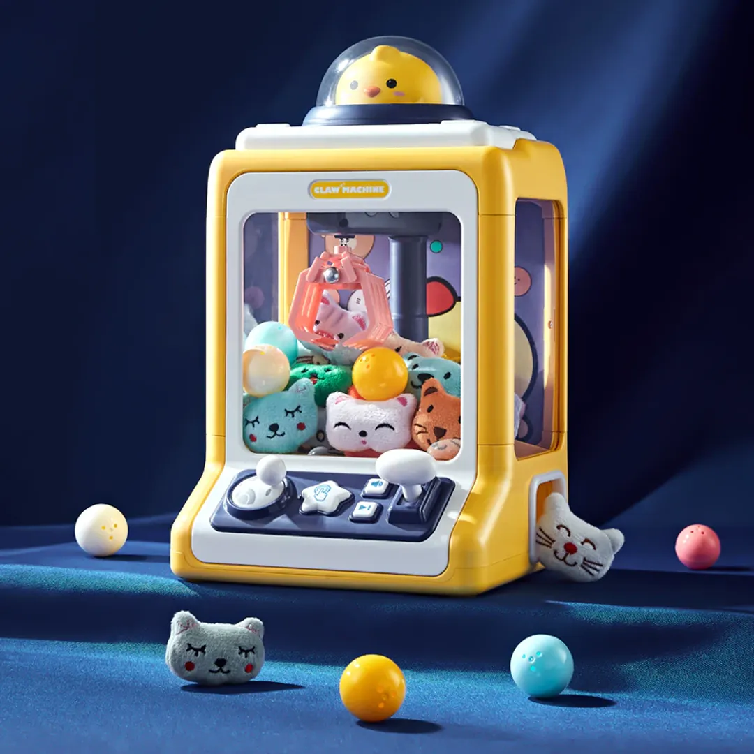 Chick-themed Mini Claw Machine Toy