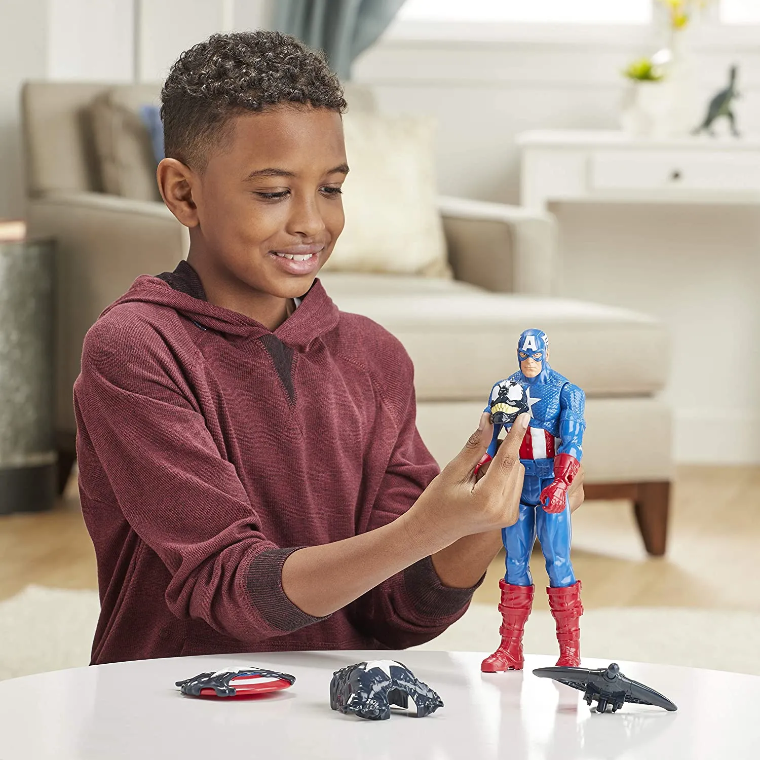 Hasbro Spider-Man Maximum Venom Titan Hero Venom Captain America with Starter, Projectile, 6 Accessories, Age 4 