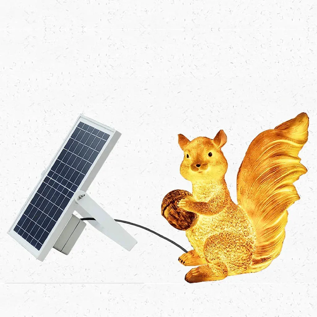 Sparkling Squirrel Solar Energy Outdoor Light (9262)